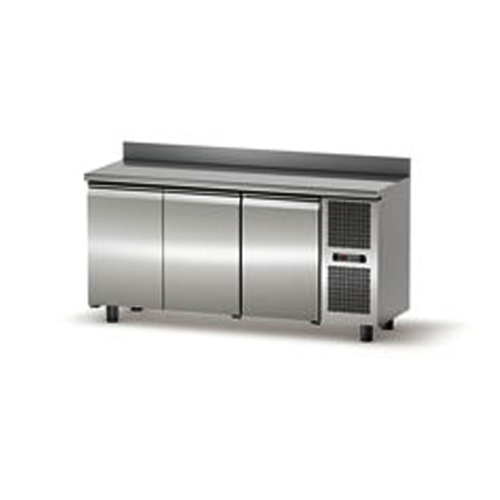 Commercial fridge hot sale under counter